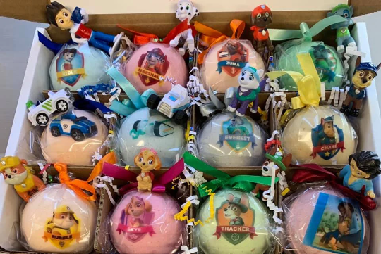12-Pack Handmade XL Kids Bath Bombs with Surprise Paw Patrol Figures
