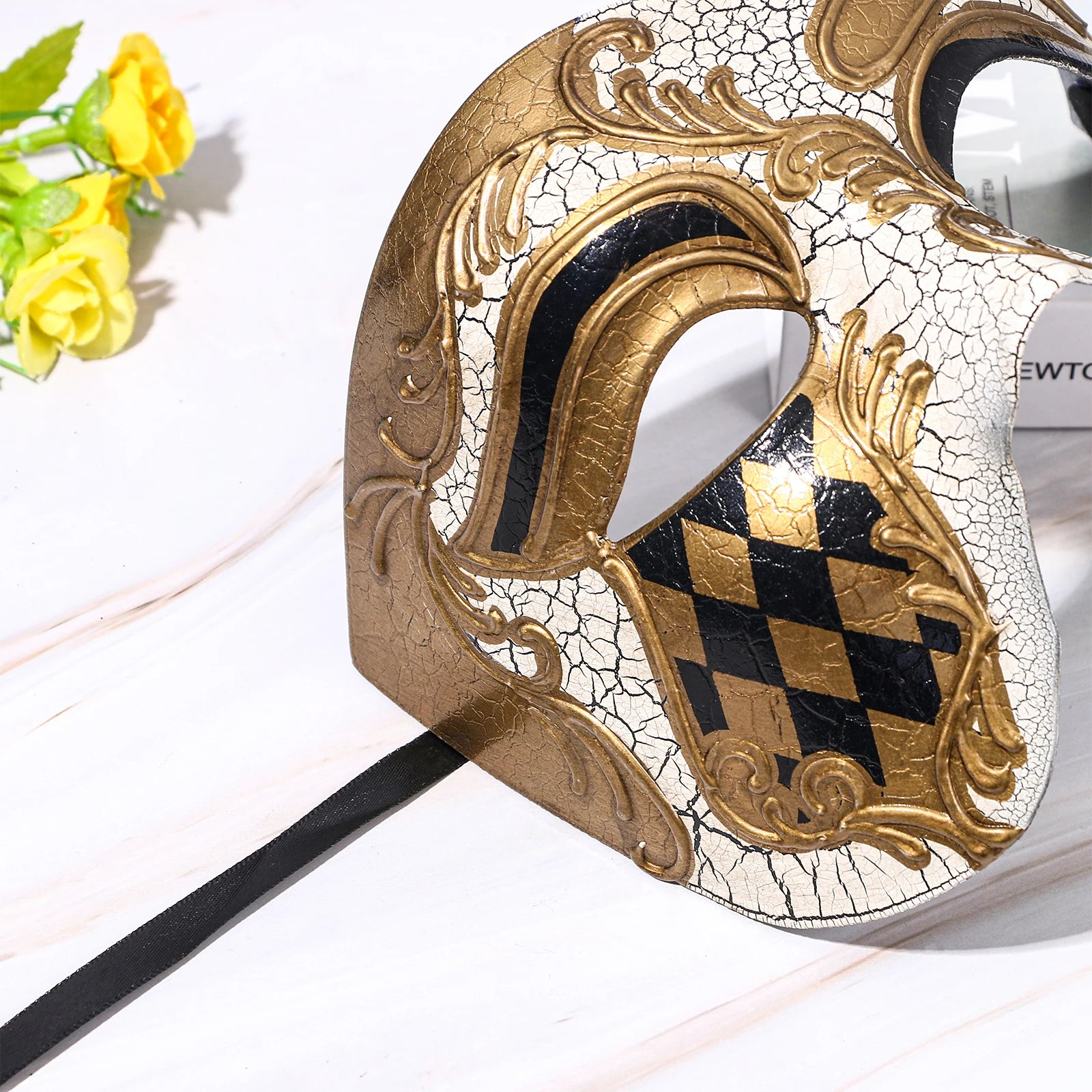 Men's Masquerade Mask Halloween Mask Vintage Venice, Italy Male Phantom of the Opera half face holiday party dress up