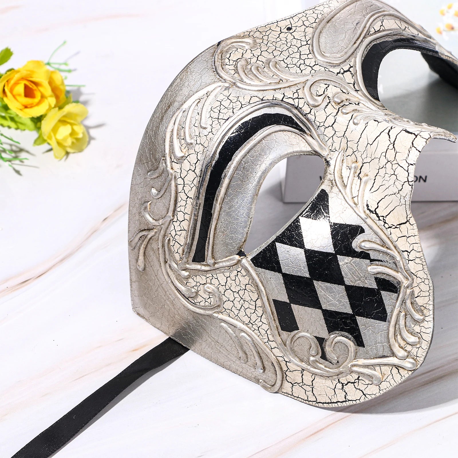 Men's Masquerade Mask Halloween Mask Vintage Venice, Italy Male Phantom of the Opera half face holiday party dress up