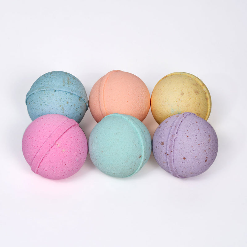 Pack of 6 Adorable Kittens Bath Bombs Kittens in Basket